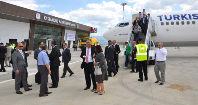 54 Yıl Kapalı Kalan Kastamonu Havalimanında 5 Yılda 422 Bin Yolcu Taşındı