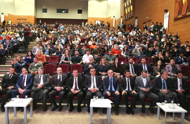 Büyüksimitçi: ‘Türkiye Başarıyı Genç Mühendisler Eliyle Yakalayacaktır’