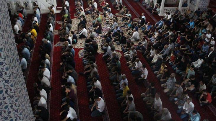 Kurban bayramının birinci namazı Iğdır’da kılındı