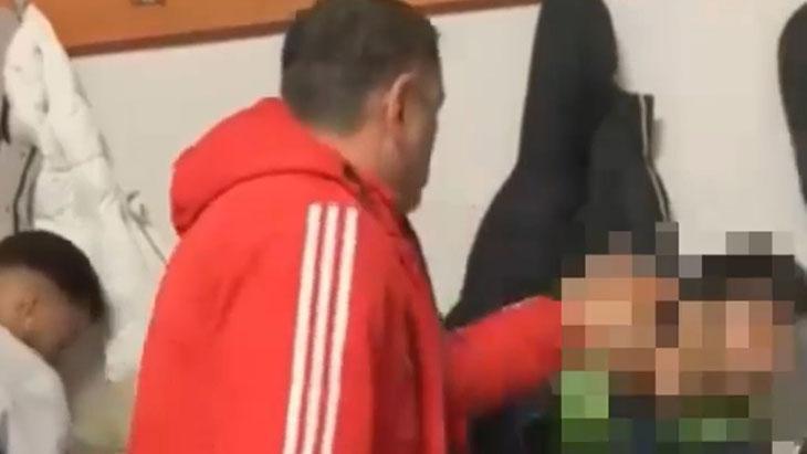 Kayseri’de antrenör çıldırdı, oyuncusunu soyunma odasında darp etti! ‘Gebertirim seni’