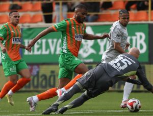 Alanyaspor, Kocaelispor’u farklı mağlup etti: 5-0