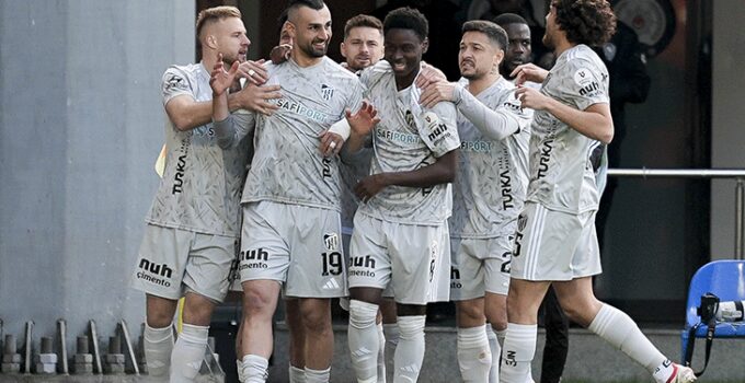 Kocaelispor, Eyüpspor deplasmanında 3 puanı tek golle aldı!