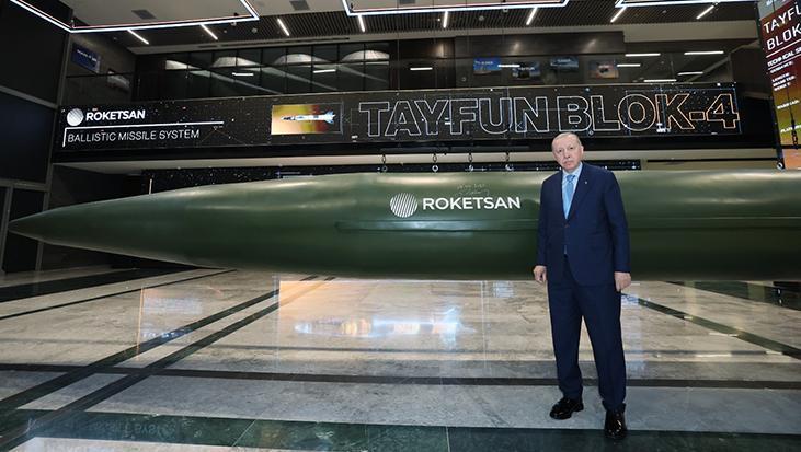 Cumhurbaşkanı Erdoğan’dan Tayfun Blok-4 füzesini imza