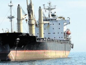 Hürmüz heyecanı 19 saatte söndü!