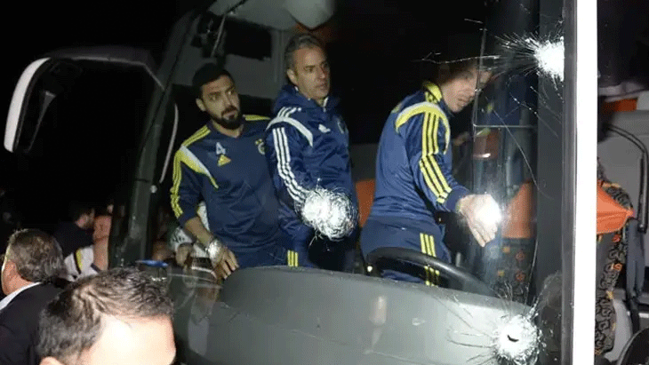 Adalet Bakanı Akın Gürlek talimat verdi! Fenerbahçe otobüs taarruzunda sır perdesi aralanıyor