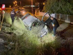 Kırıkkale’de hafif ticari araç şarampole devrildi; 1 meyyit, 3 yaralı