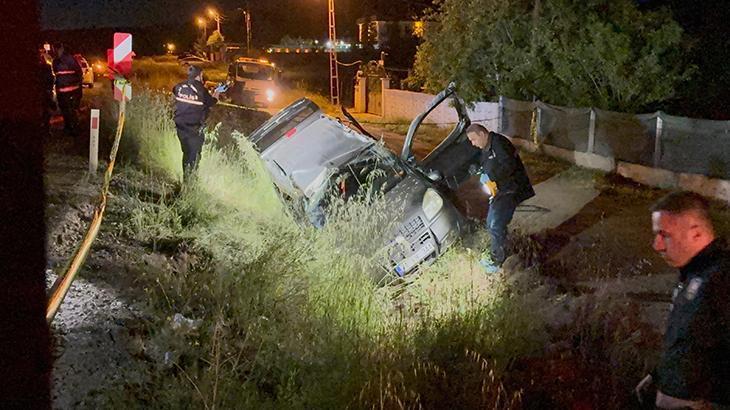 Kırıkkale’de hafif ticari araç şarampole devrildi; 1 meyyit, 3 yaralı
