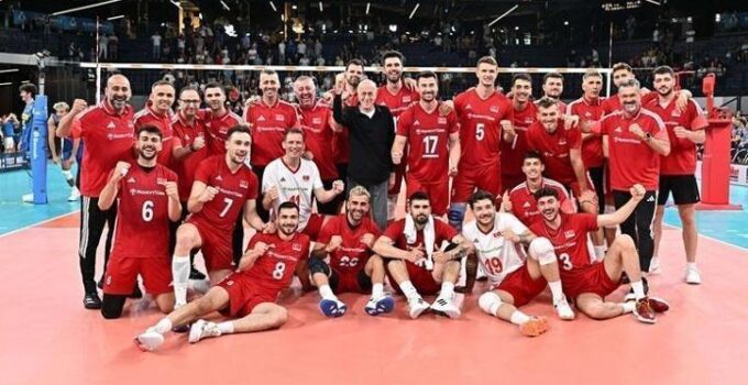 Filenin Efeleri, İtalya’yı set vermeden mağlup etti!