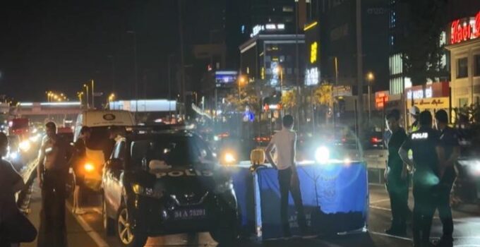 Bakırköy’de korkunç kaza! Arabanın çarptığı yaya hayatını kaybetti