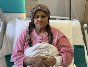 Menisküs ameliyatından korktu, sardığı ot hayatını kabusa çevirdi! Bacaklarını yaktı