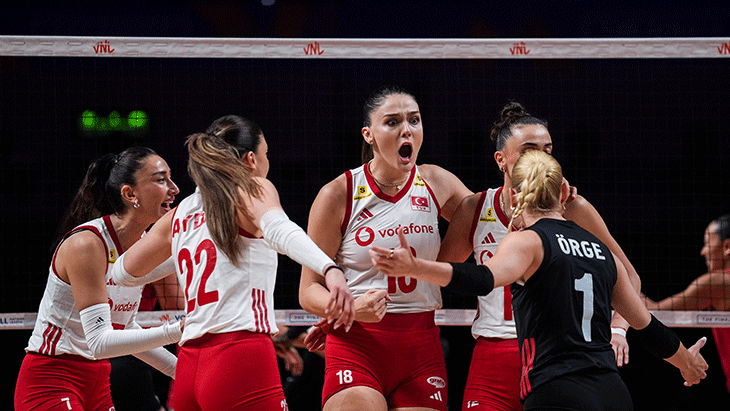 Milletler Ligi’nde Filenin Sultanları, Çin karşısında final bileti için çıkacak!