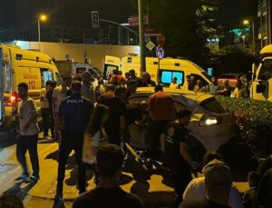 Ümraniye’de hafriyat kamyonu ile araba çarpıştı: 1’i ağır 4 yaralı